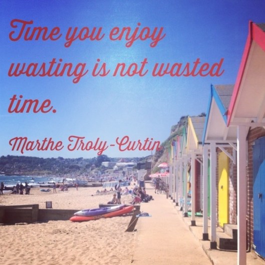 Swanage beach huts.jpg