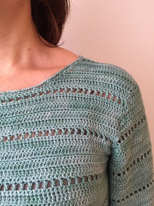 Drops Design crochet top